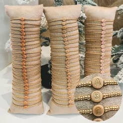 New Armband met beige letter | Goud DAMES Sieraden