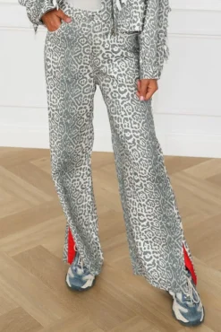 Straight leopard jeans Harvey | Leopard | DAMES Co-ords|Broeken