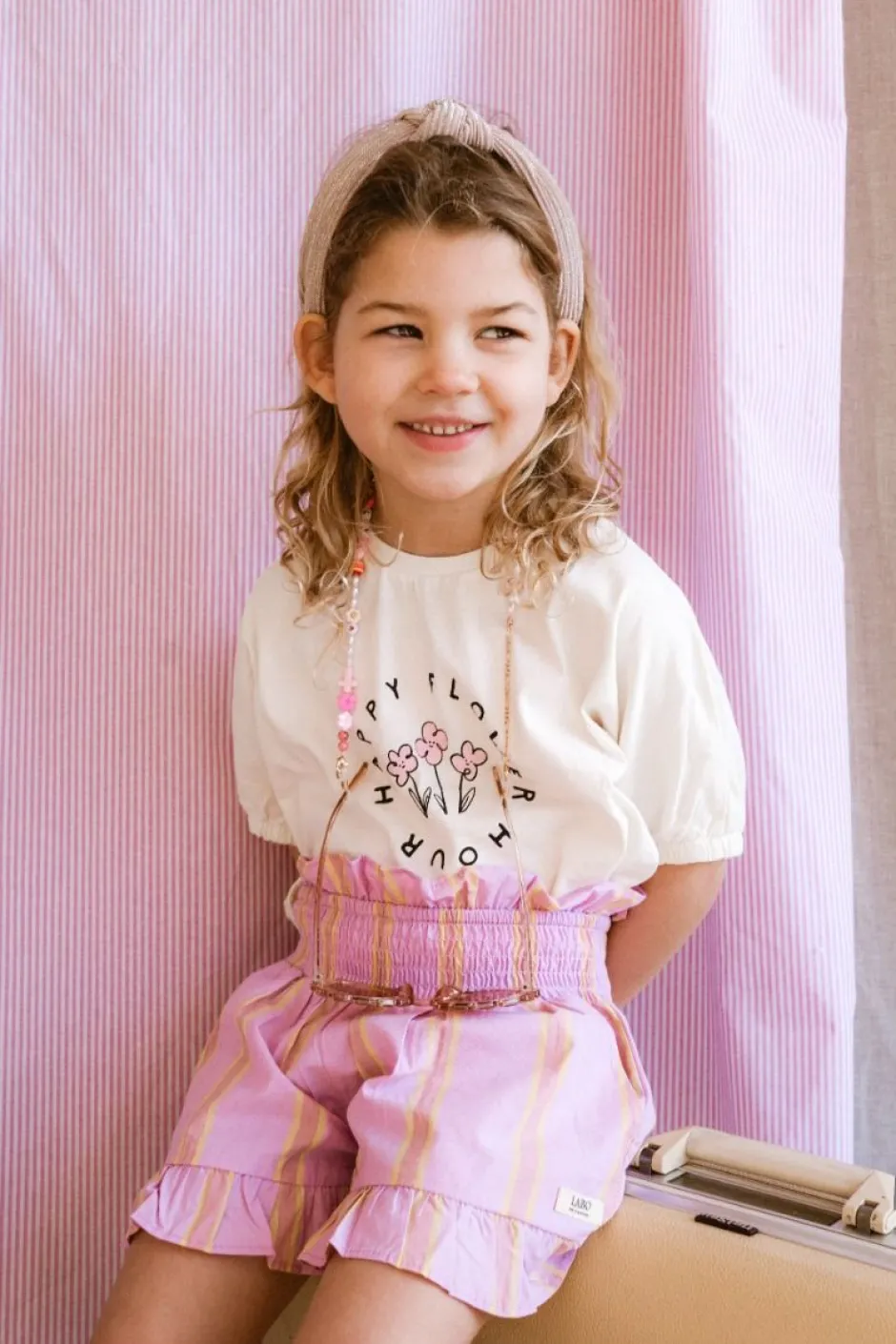 Clearance T-shirt boxy happy flower | Off-white | Sproet & Sprout Shirts|Shirts