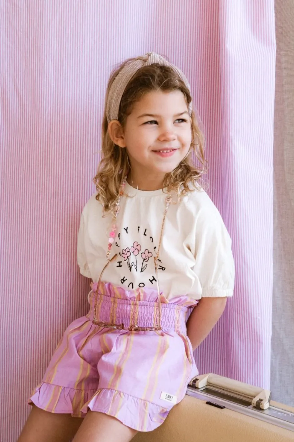 Clearance T-shirt boxy happy flower | Off-white | Sproet & Sprout Shirts|Shirts