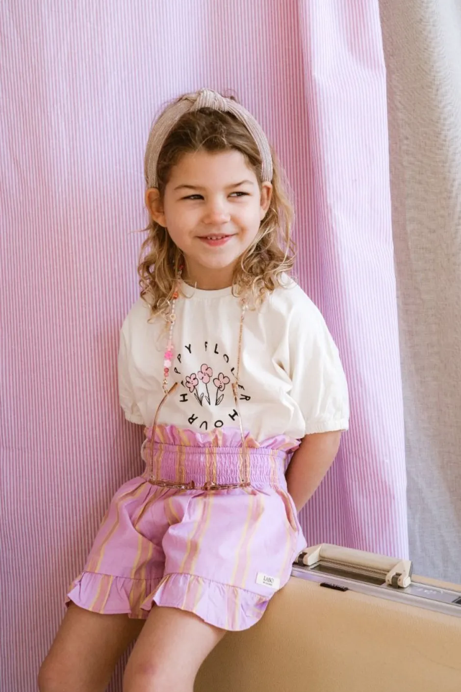 Clearance T-shirt boxy happy flower | Off-white | Sproet & Sprout Shirts|Shirts